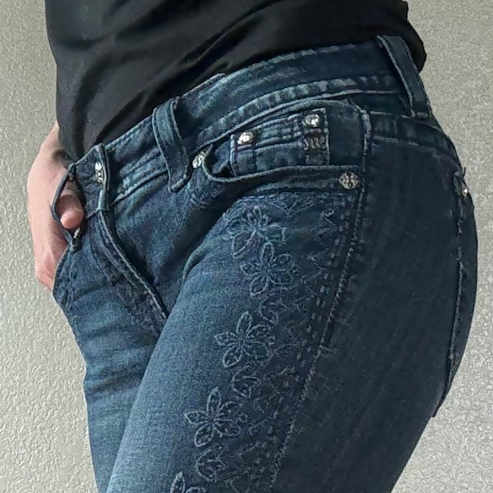 Miss Me MidRise Cuffed Skinny Jeans 25
